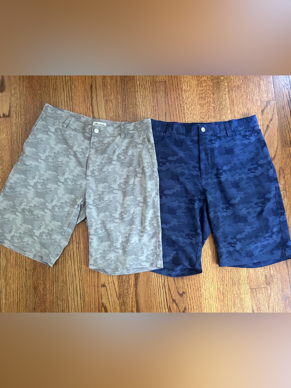 the Peter Millar Shackleford Performance Hybrid Shorts camo lot size 34
